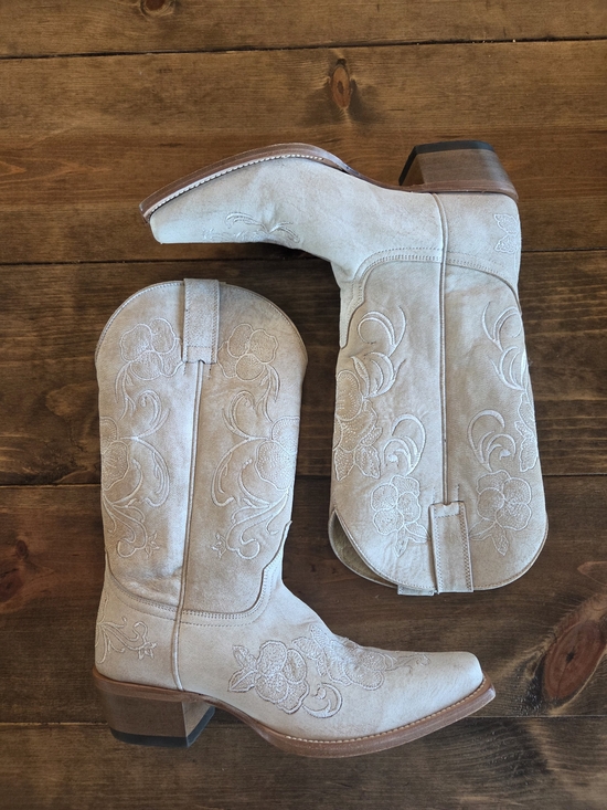 Shyanne Shoes - Women’s Embroidered Western Boot - Shyanne Genuine LEATHER